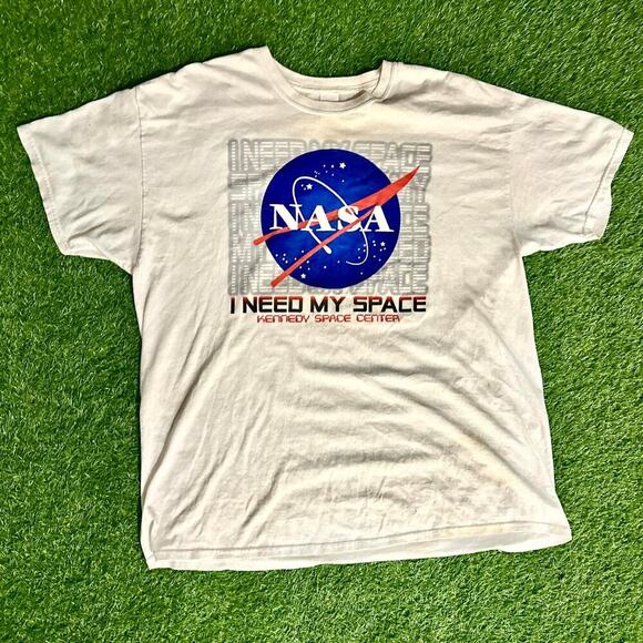 NASA "I Need My Space" Graphic T-Shirt - Picture 1 of 5